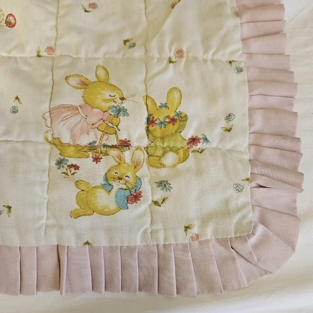 Vint Baby Quilt Blanket Bunny Rabbit Crib Nursery Pink Ruffle Reversible 54x41